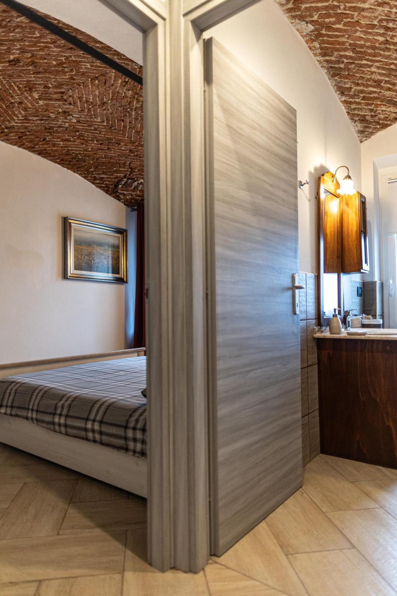 Agriturismo Why Farm Marano Ticino 外观 照片